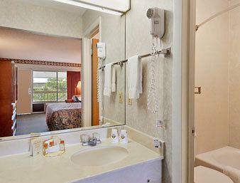 Rodeway Inn Leesburg Chain Of Lakes חדר תמונה